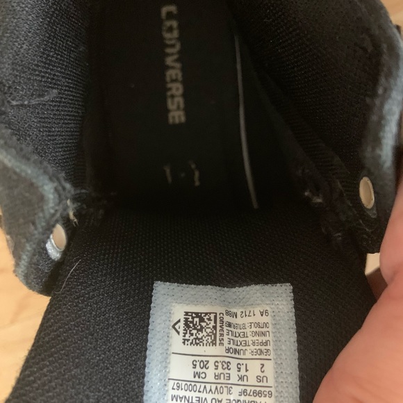 Converse - Picture 4 of 4